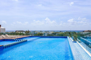 Stunning Marea with Stellar Oceanview Rooftop Pool!